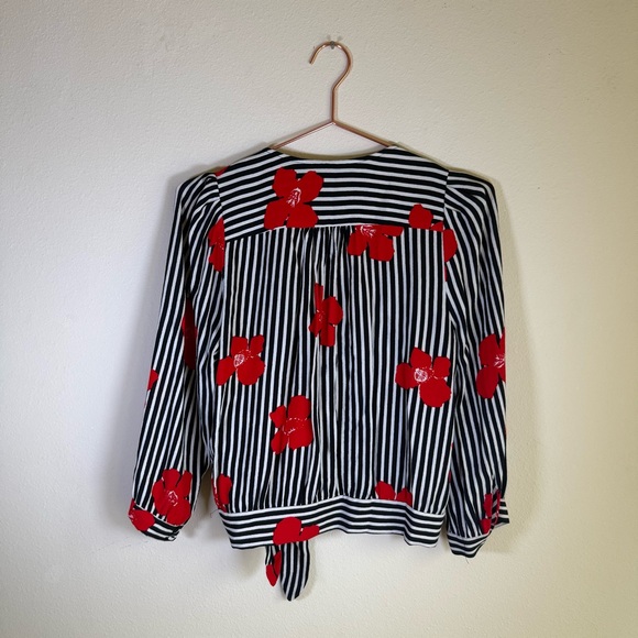 ❤️🌹 Madewell Striped Floral Tie-Front Blouse – Medium 🌹❤️ - Picture 5 of 9